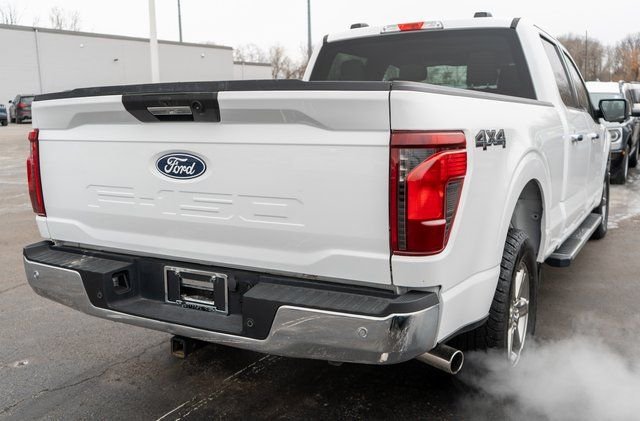 Used 2024 Oxford White Ford XLT image 6