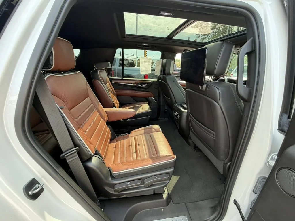 2023 GMC Yukon Denali Ultimate - Photo 18