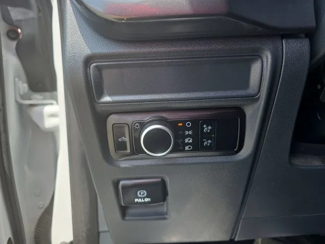 Used 2023 White Ford XL image 26
