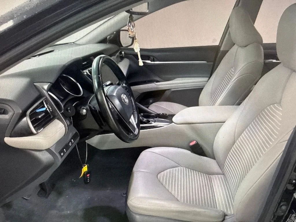 Used 2019 Black Toyota SE image 5