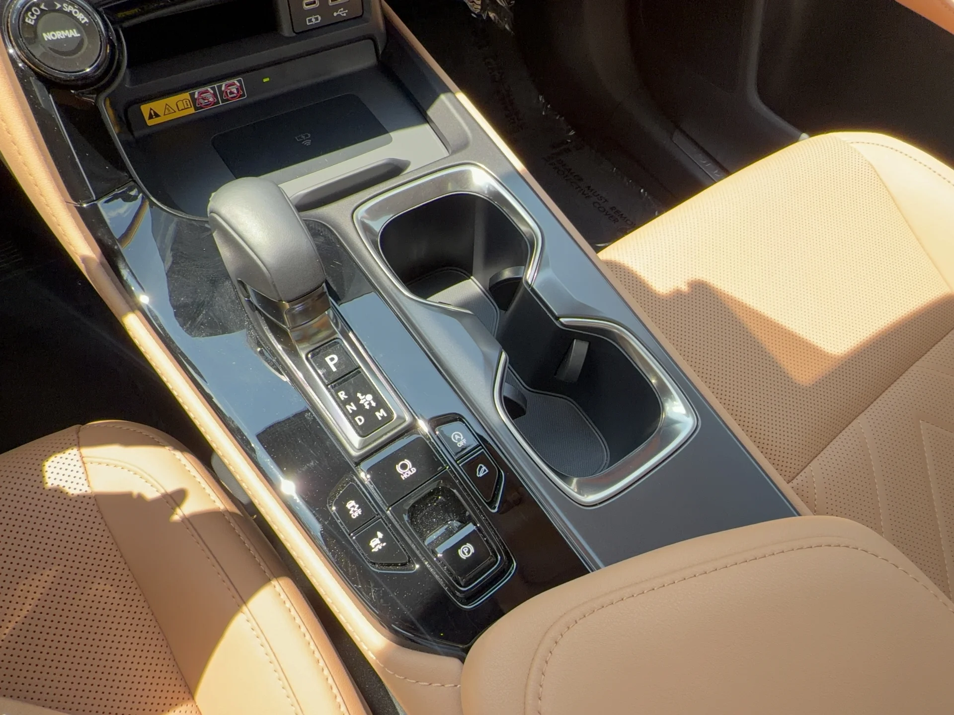 Used 2024 Atomic Silver Lexus Luxury image 17