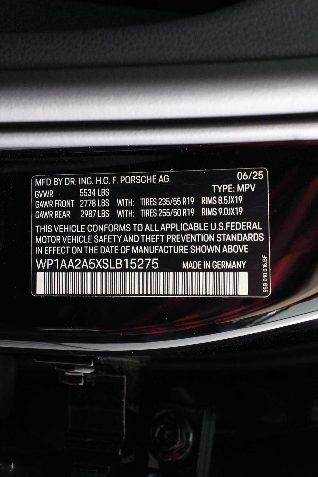 Used 2025 Black Porsche Base image 29