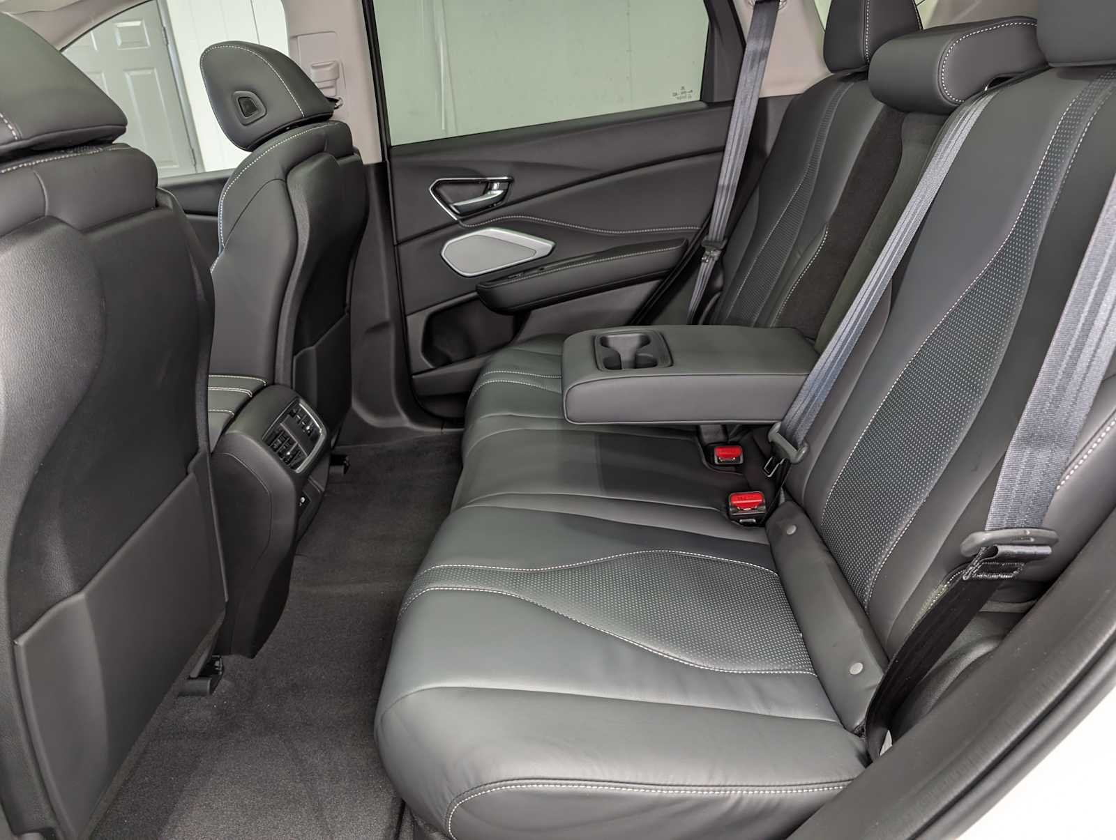 New 2026 Platinum White Pearl Acura w/Technology Package image 21