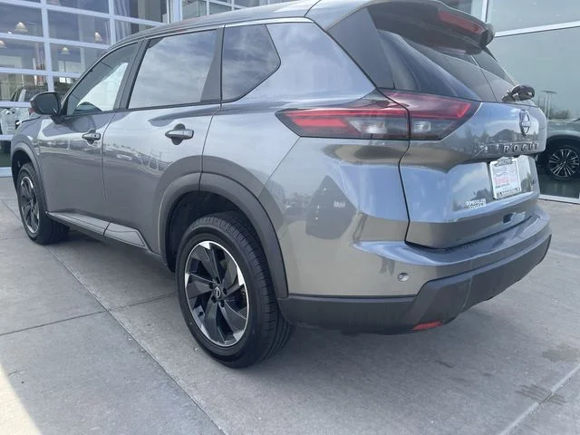 2025 Nissan Rogue SV - Photo 31
