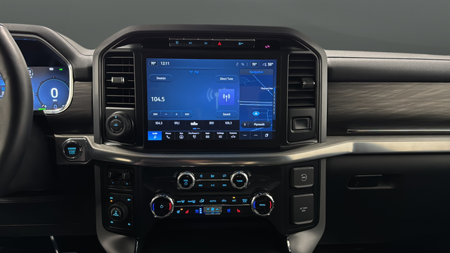 Used 2024 Darkened Bronze Metallic Ford Lariat image 14