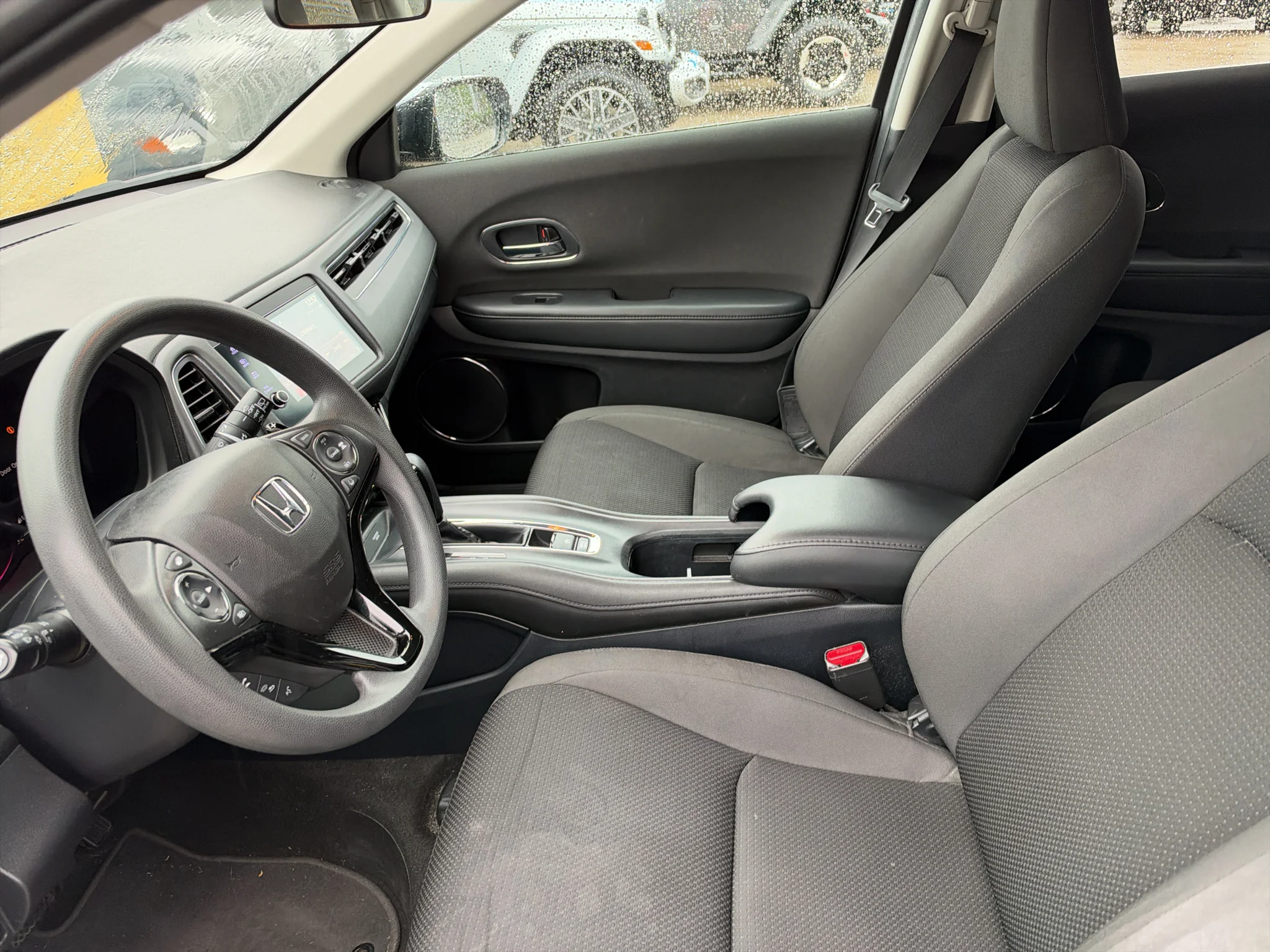 Used 2022 Lunar Silver Metallic Honda EX image 5
