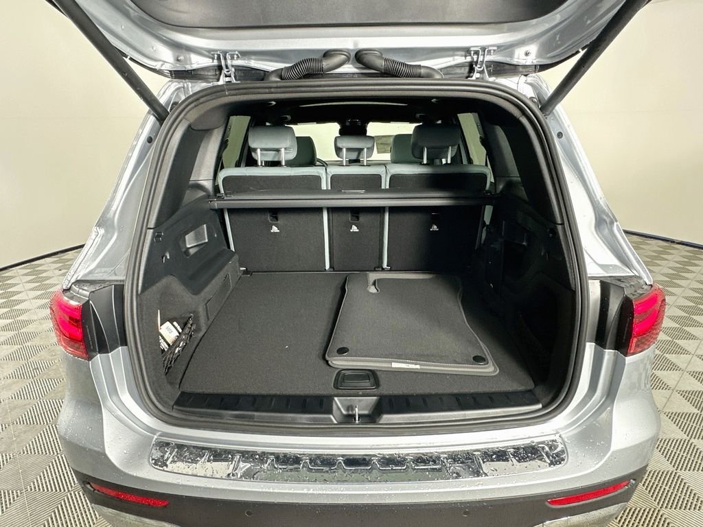 New 2026 Cirrus Silver Metallic Mercedes-Benz GLB 250 image 26