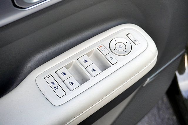 Used 2024 Green Hyundai Calligraphy image 26