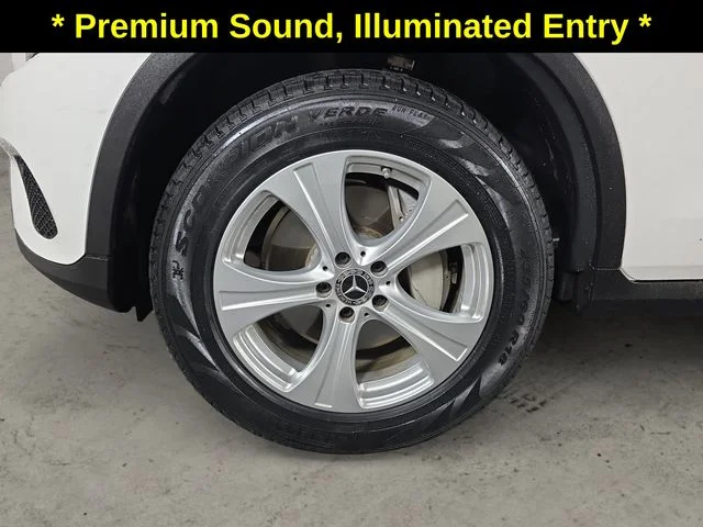 Used 2018 White Mercedes-Benz GLC 300 image 9