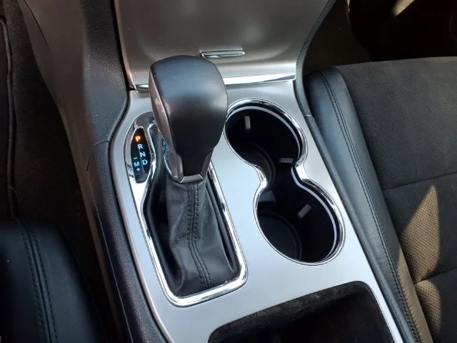 Used 2021 Gray Jeep Laredo X image 28