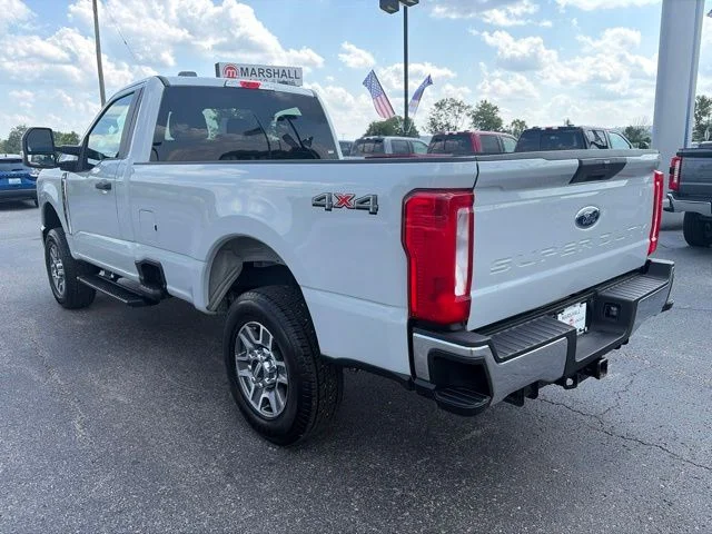 Used 2025 White Ford XLT image 9