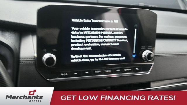 Used 2024 Silver Mitsubishi SE image 19
