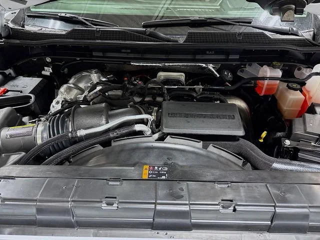 New 2026 Summit White Chevrolet LT image 31