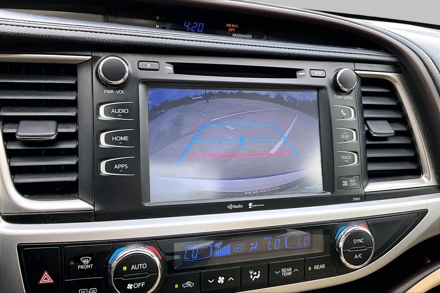 Used 2015 Blizzard Pearl Toyota XLE image 26
