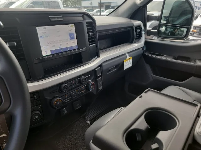 New 2026 Oxford White Ford XL image 20
