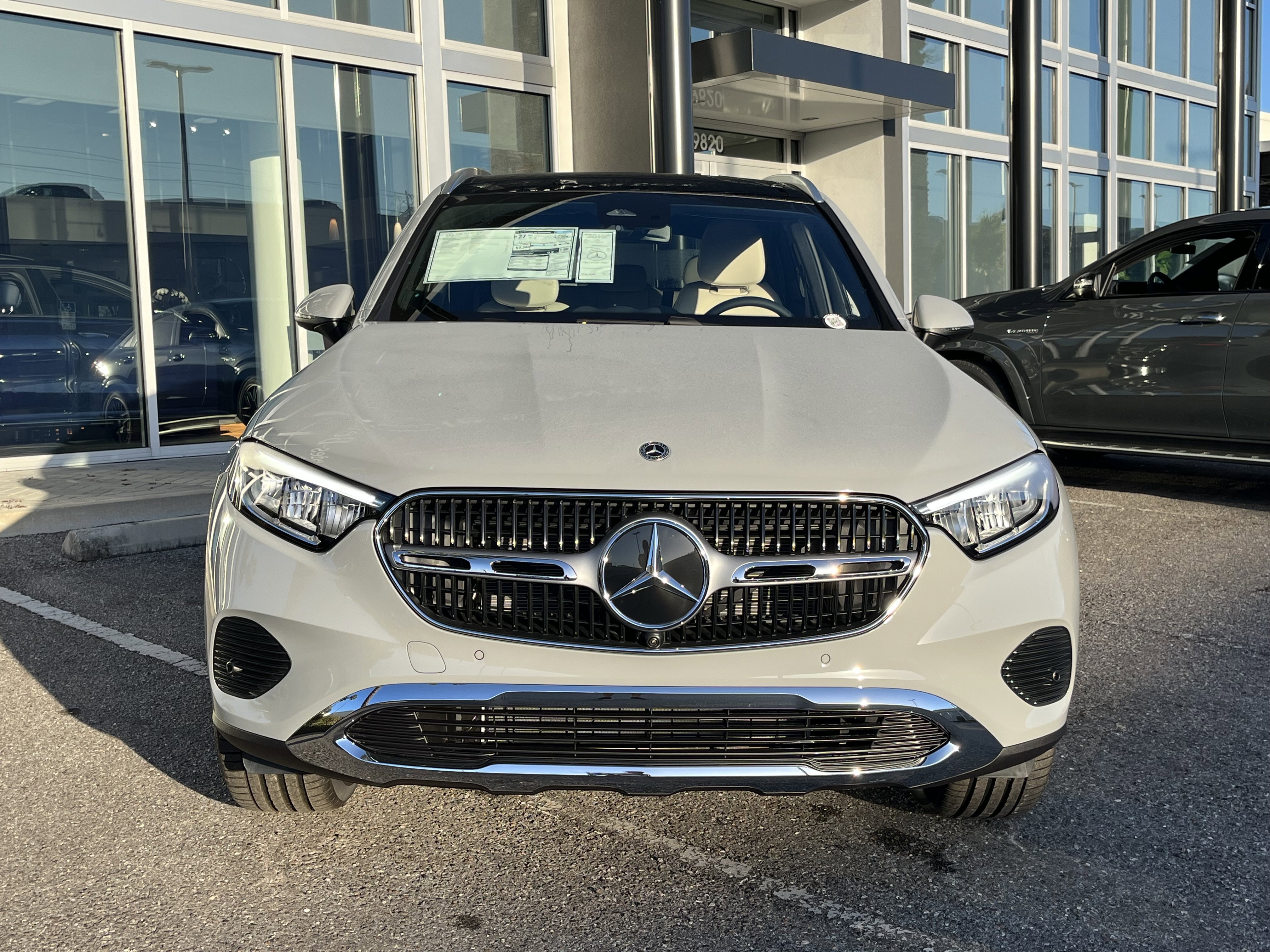 New 2026 MANUFAKTUR Alpine Grey Mercedes-Benz GLC 300 image 10