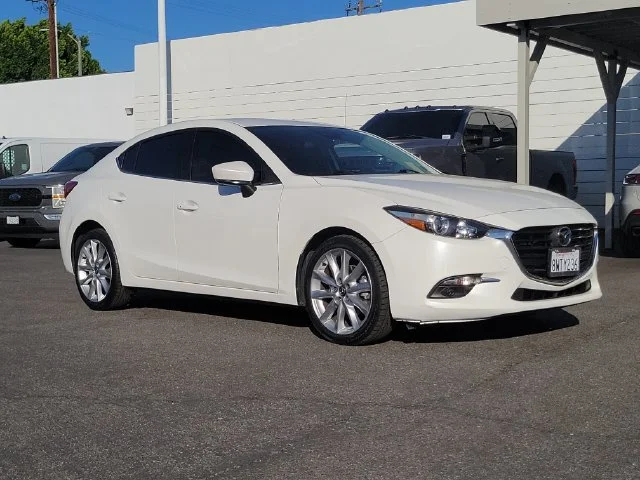 Certified Used 2017 Snowflake White Pearl Metallic Mazda Grand Touring image 34
