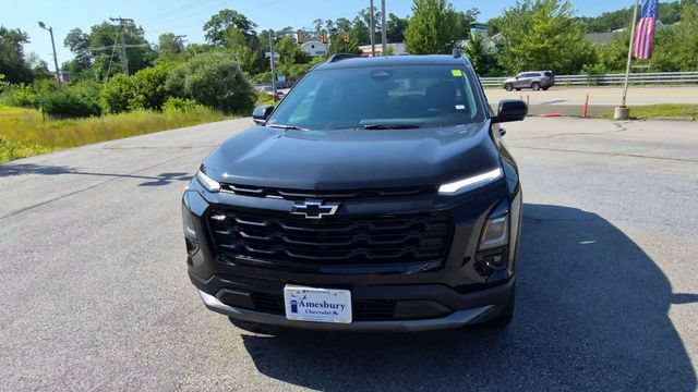 New 2027 Mosaic Black Metallic Chevrolet LT image 3