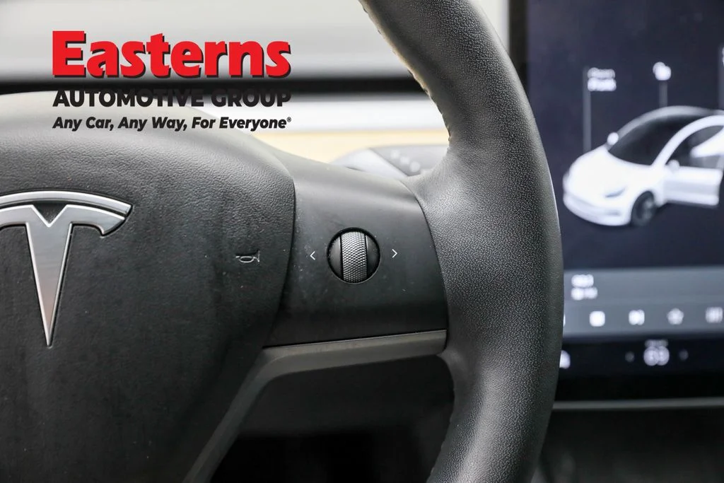 Used 2022 White Tesla Long Range image 15
