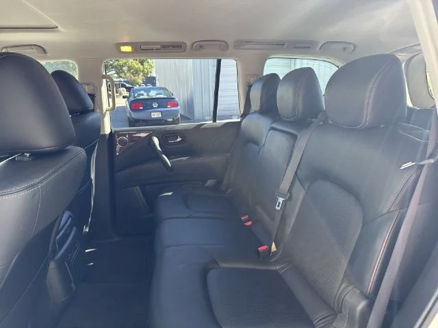 Used 2018 White Nissan SL image 17