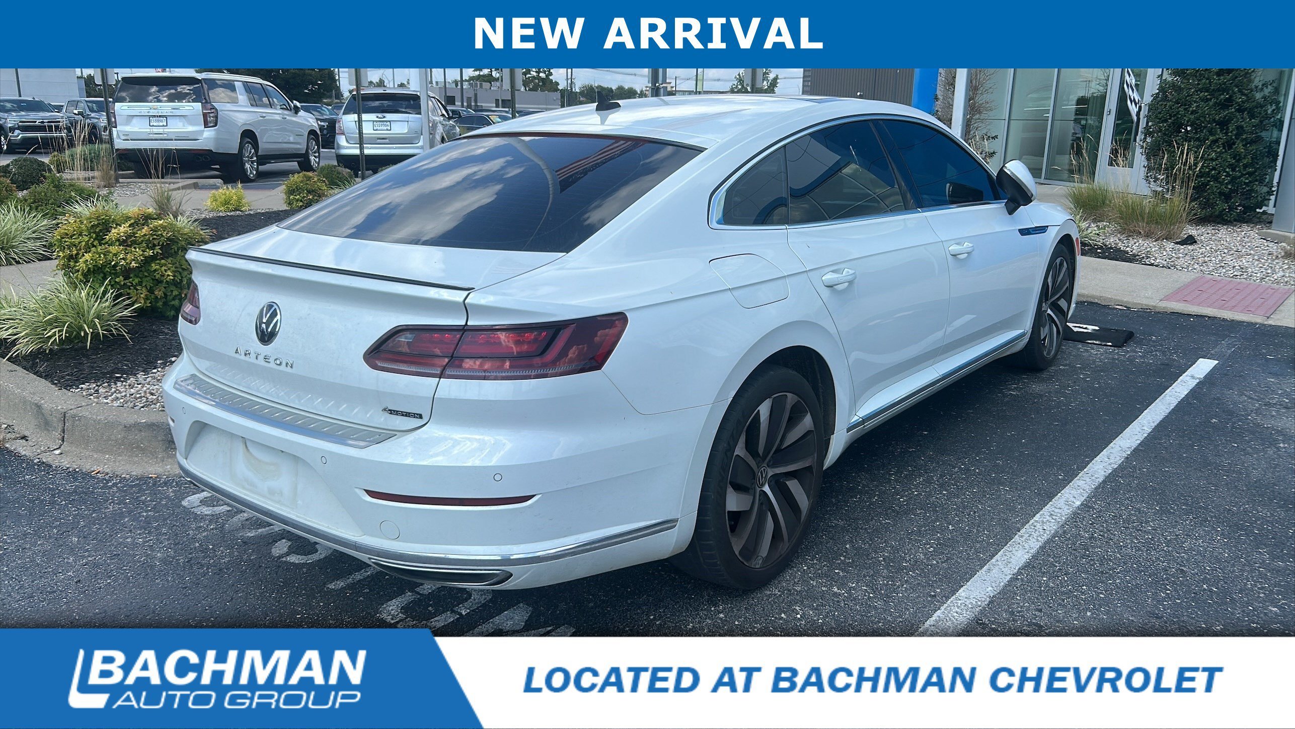Used 2021  Volkswagen SEL R-Line image 7