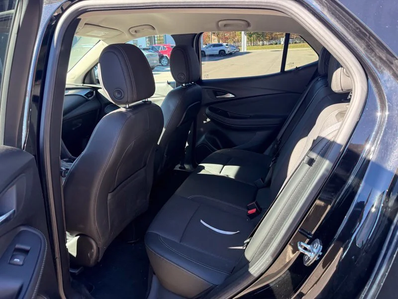 Used 2022 Black Buick Preferred image 5