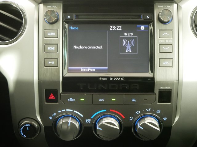 Used 2014 Silver Sky Metallic Toyota Crew Cab SR5 w/ TRD Off-Road Pkg & Upgrade Pkg image 18