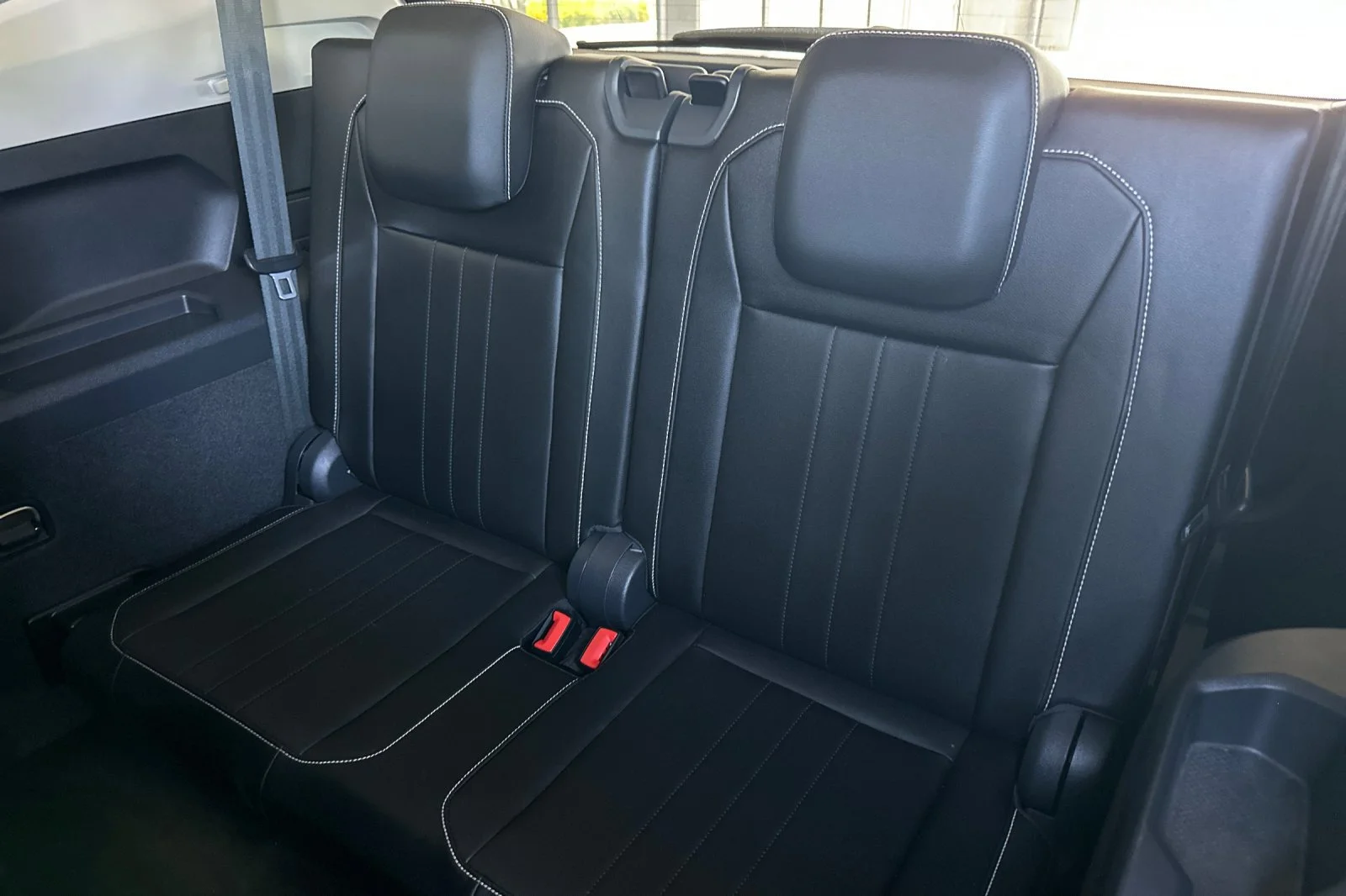Certified Used 2023 Gray Volkswagen SE image 15
