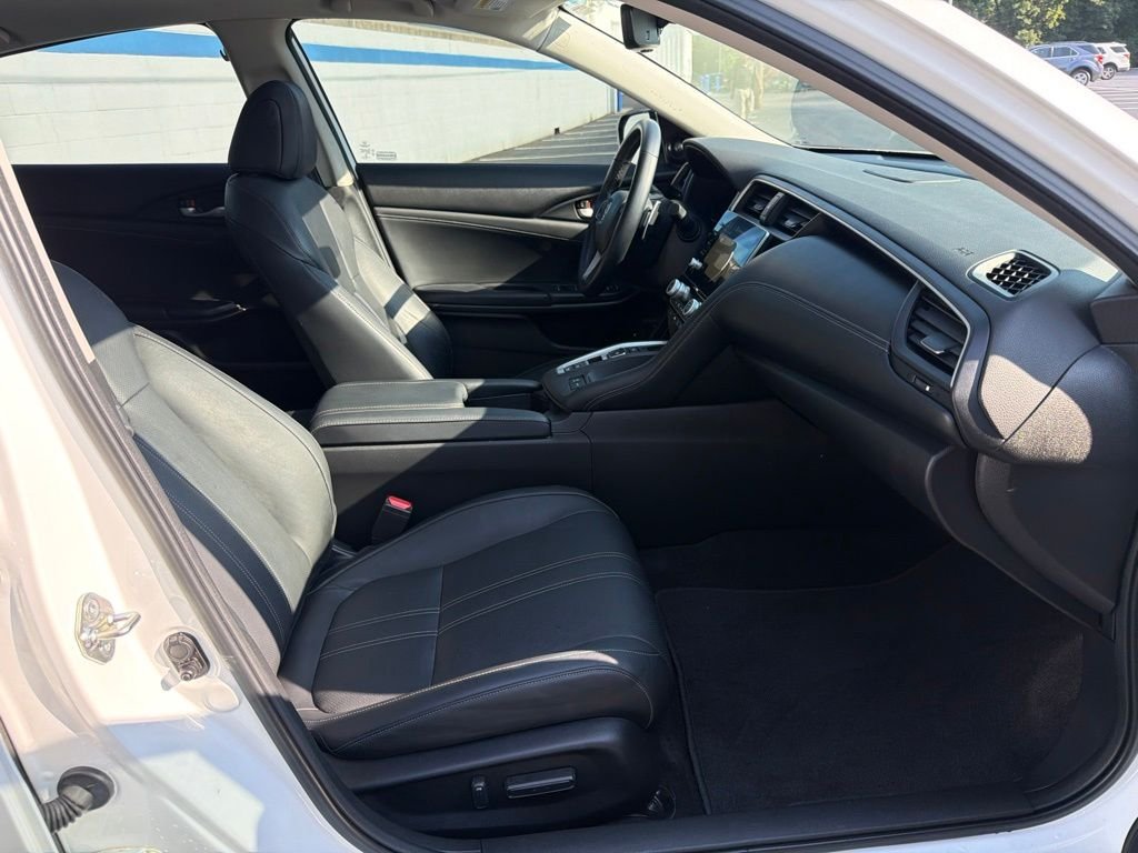 Certified Used 2019 White Orchid Pearl Honda Touring image 24
