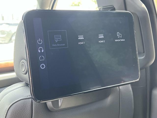 2026 GMC Yukon Denali - Photo 14