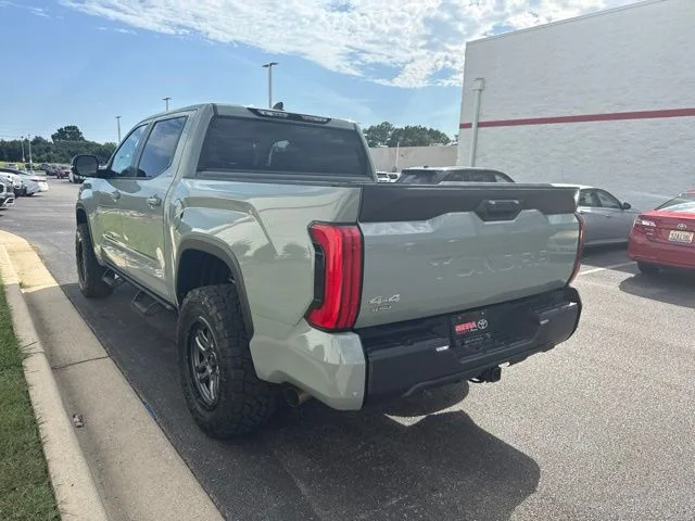 Used 2024  Toyota SR5 image 5