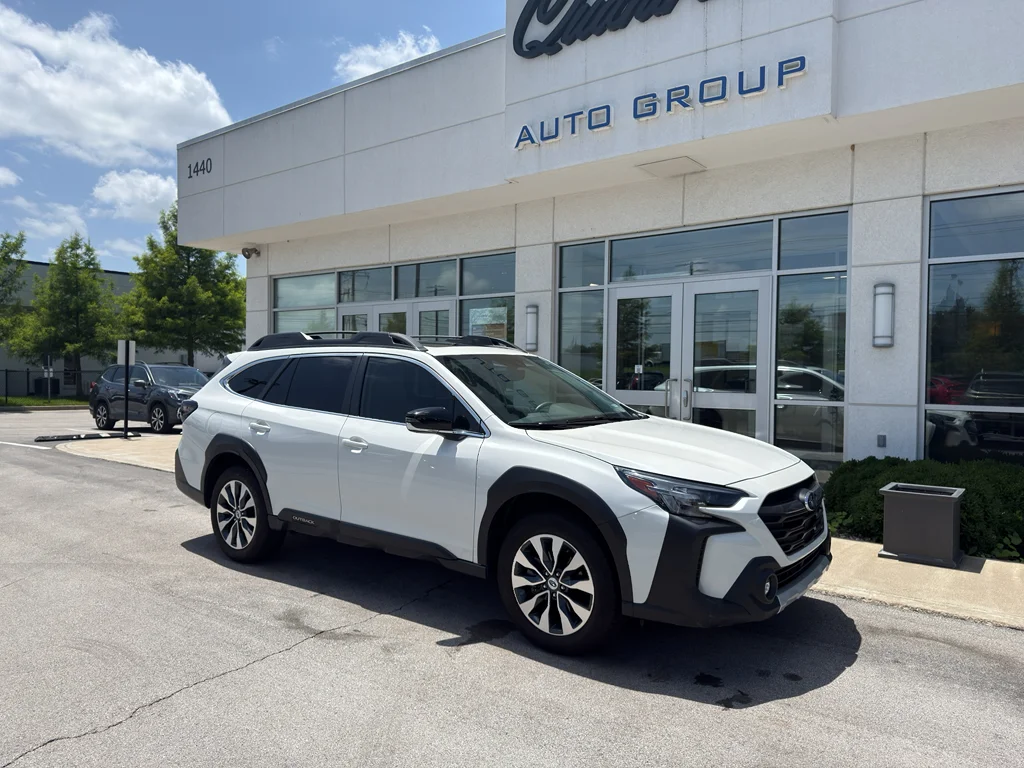 Used 2023 Crystal White Pearl Subaru Limited image 1