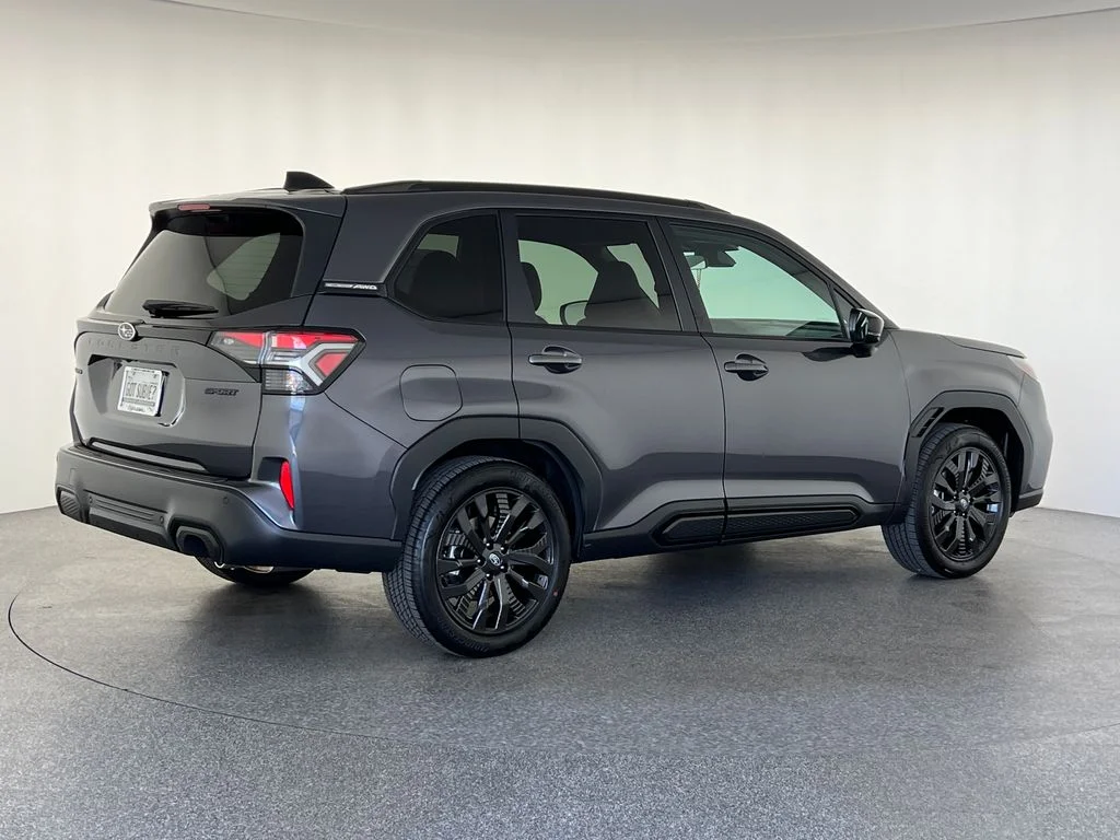 New 2026 MAGNETITE GRAY METALLIC Subaru Sport Onyx Edition image 4