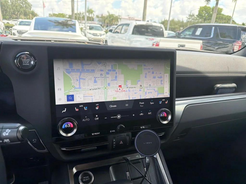 Used 2024 Nori Green Pearl Lexus 550 Luxury image 3