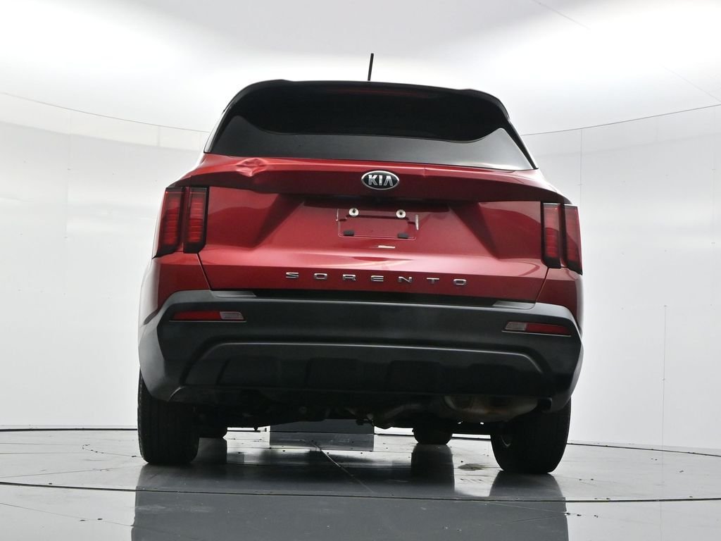 Used 2021 Passion Red Tintcoat Kia LX image 48