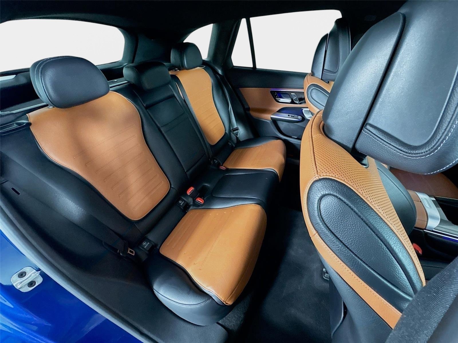 Used 2023 Starling Blue Metallic Mercedes-Benz GLC 300 image 29
