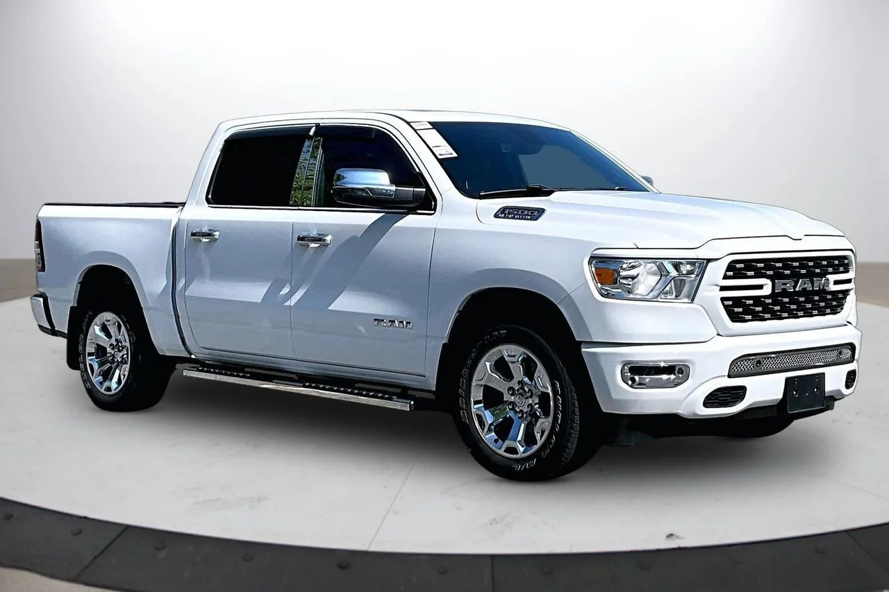 Used 2023 White Ram Big Horn/Lone Star image 2