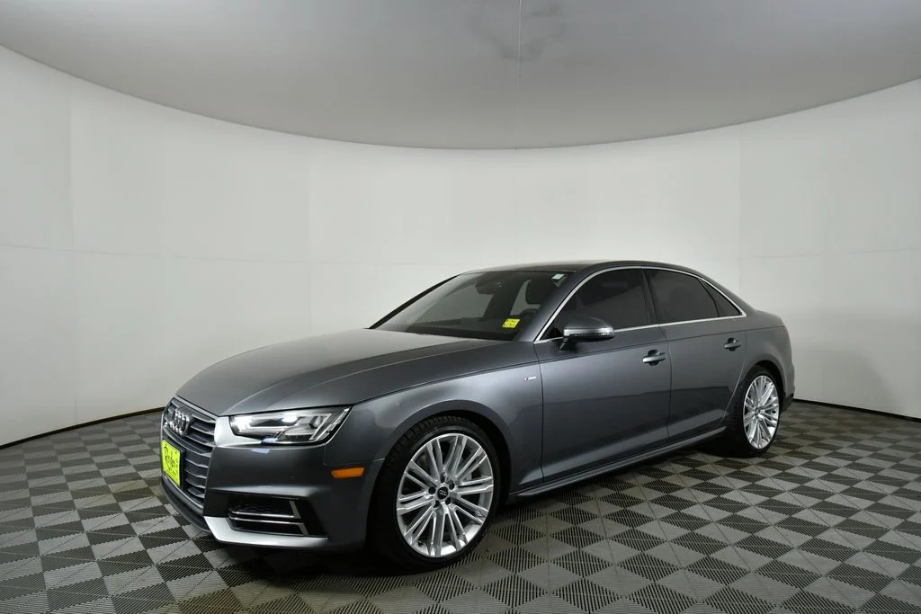 2017 Audi A4 2.0T quattro S tronic Premium Plus's photo