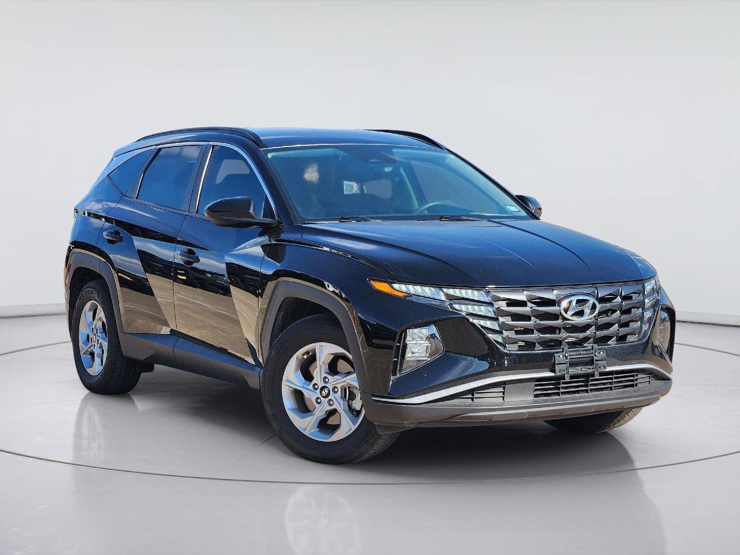 Used 2024 Black Pearl Hyundai SEL image 1