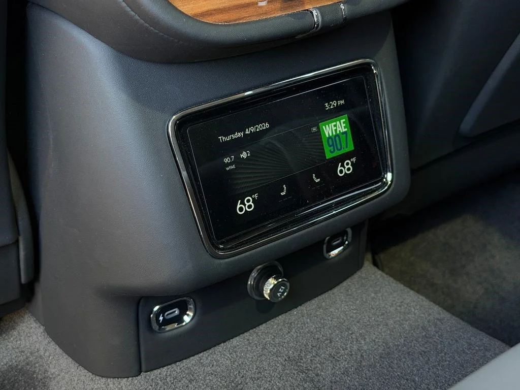 Used 2025 Gravity Gray Bentley Azure image 36