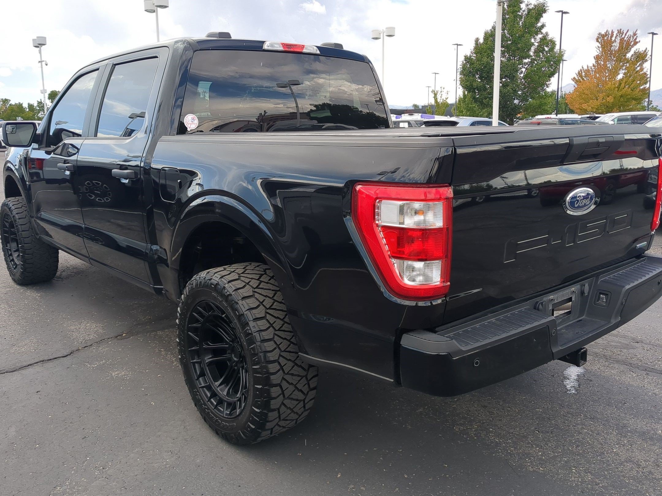 Used 2023 Agate Black Metallic Ford XL image 5