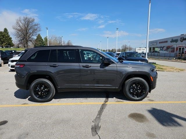 New 2026 Baltic Gray Metallic Clearcoat Jeep Laredo Altitude image 6