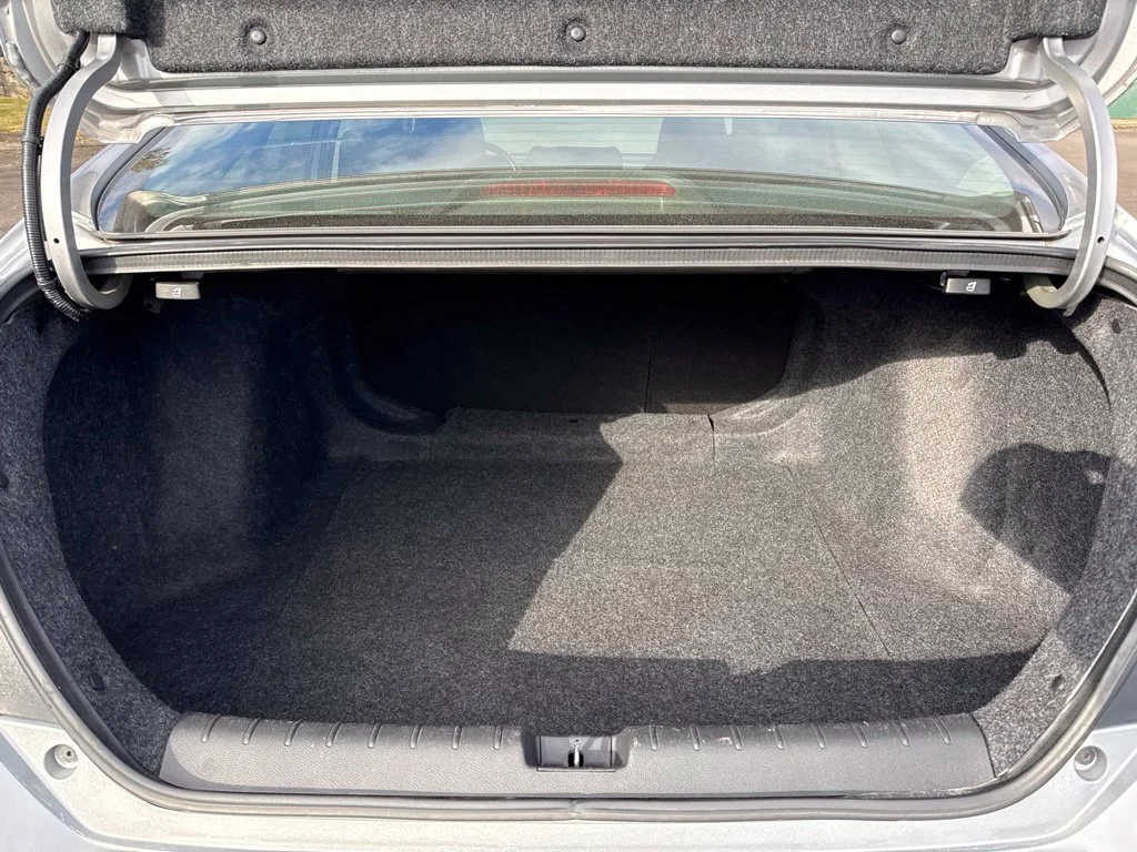 Used 2020 Lunar Silver Metallic Honda EX image 21