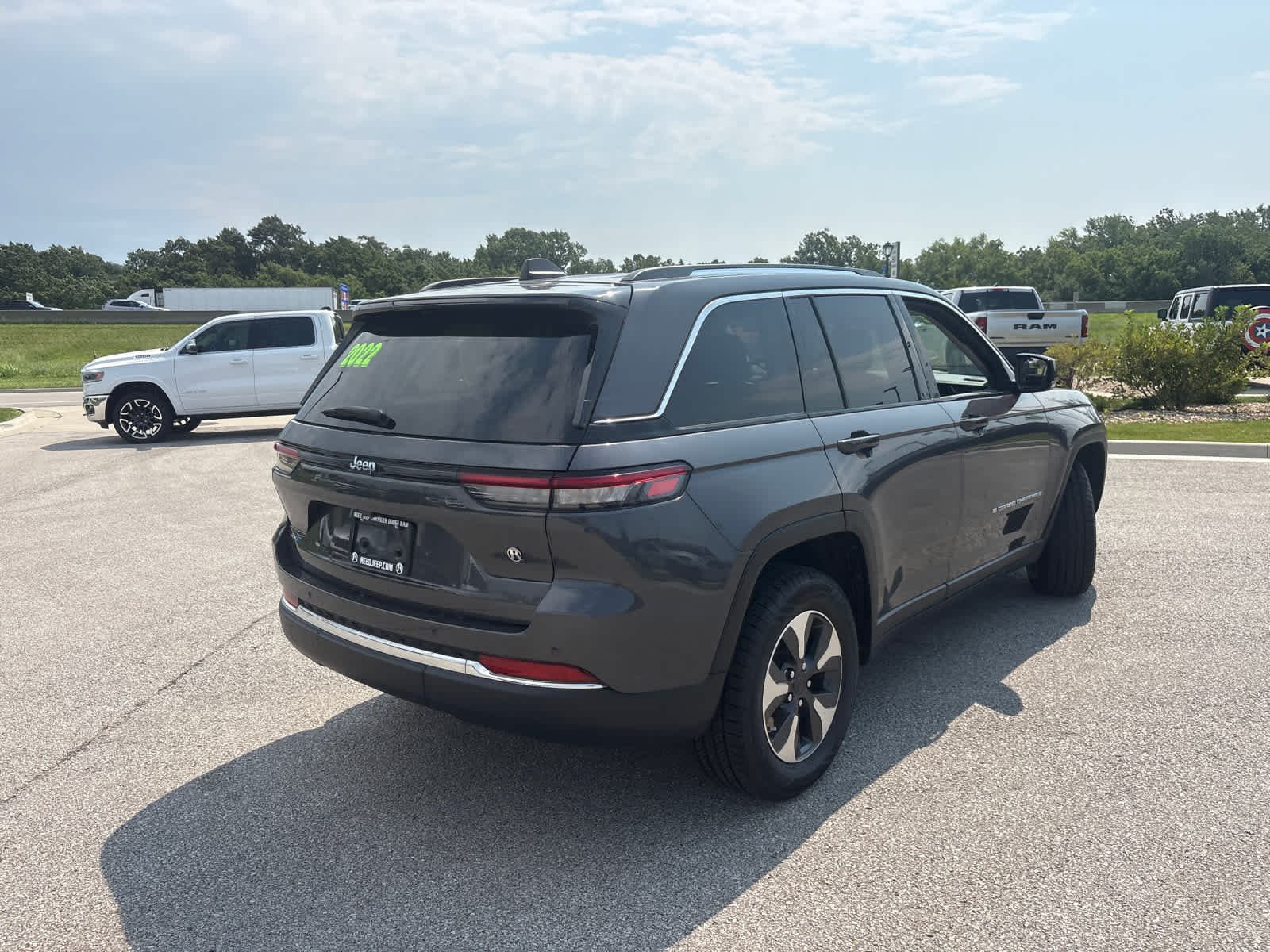 Used 2022 Baltic Gray Metallic Clearcoat Jeep  image 10