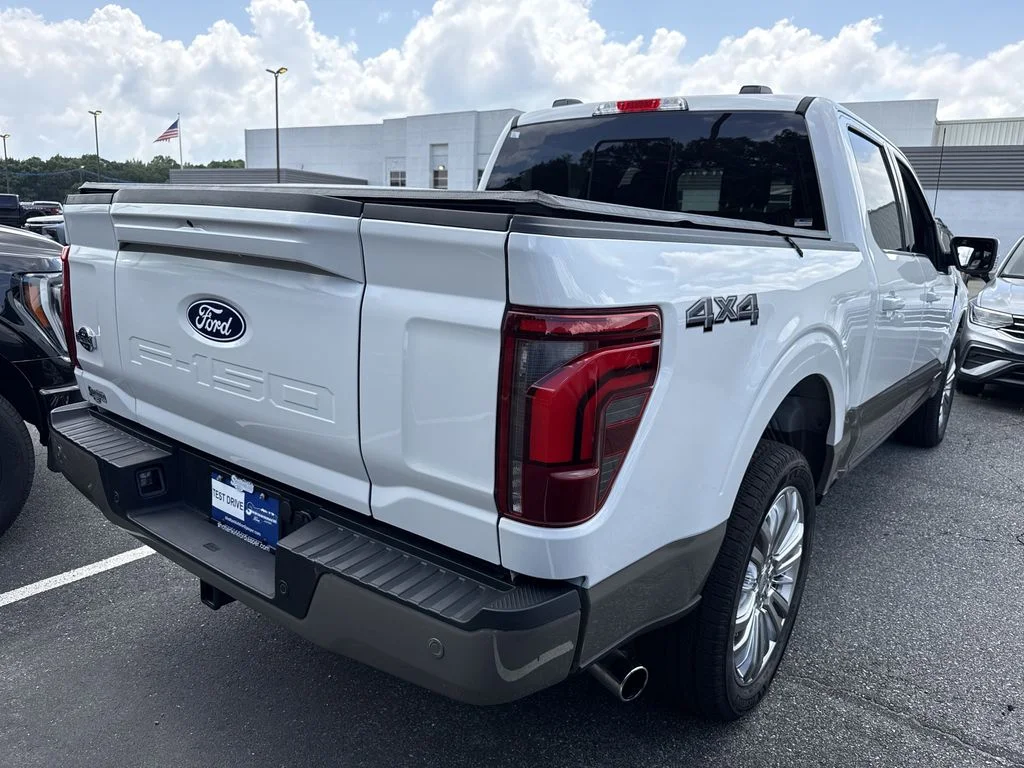 Used 2025 White Ford King Ranch image 7