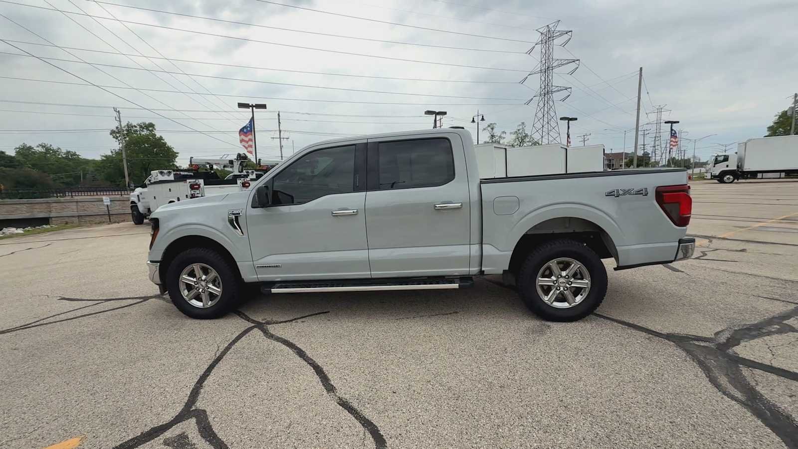 2024 Ford F-150 XLT - Photo 5