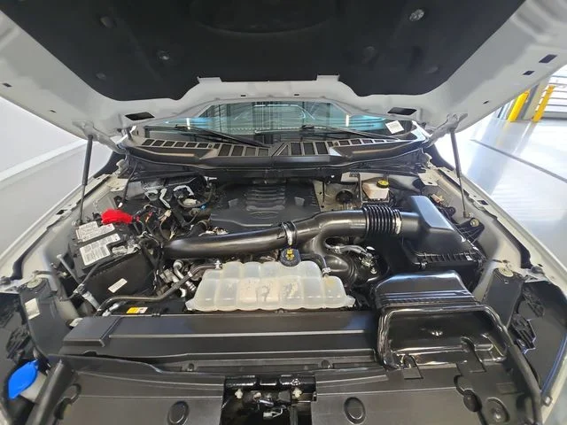 Certified Used 2023 Oxford White Ford XLT image 24