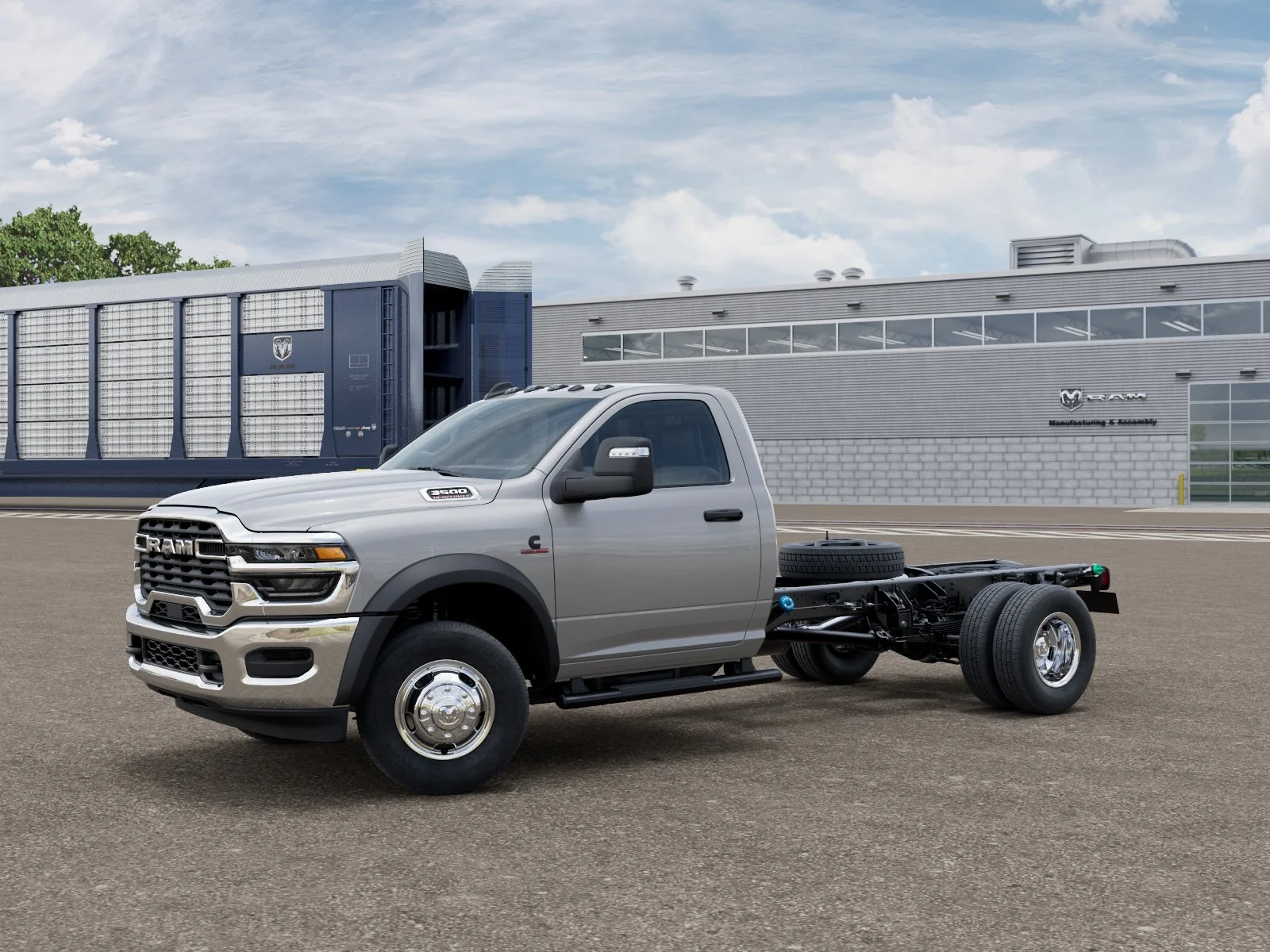 New 2026 Silver-Zynith Exterior Paint RAM Tradesman image 4
