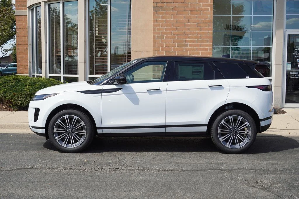 New 2026 Fuji White Land Rover S image 2