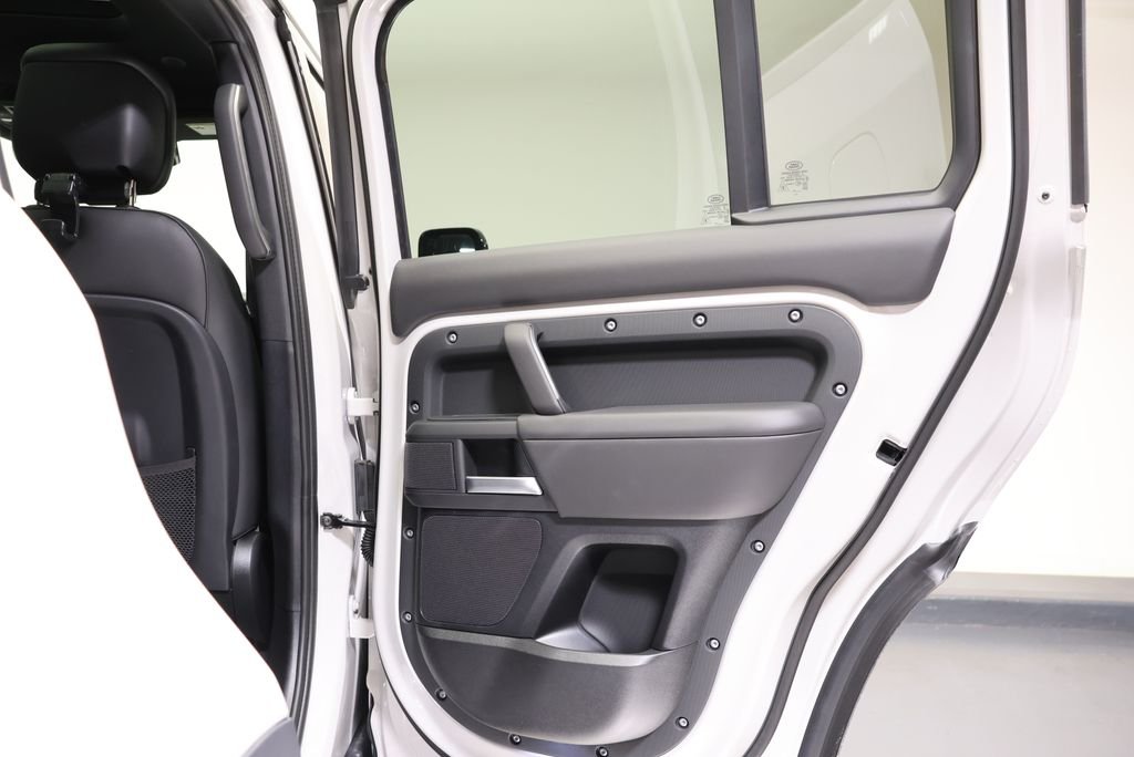 New 2026 Borasco Grey Land Rover S image 42